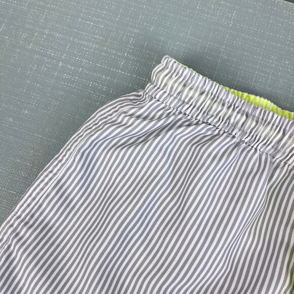 Sunuva Boys Gray & White Striped Swim Trunks 5-6 - Picture 2 of 7